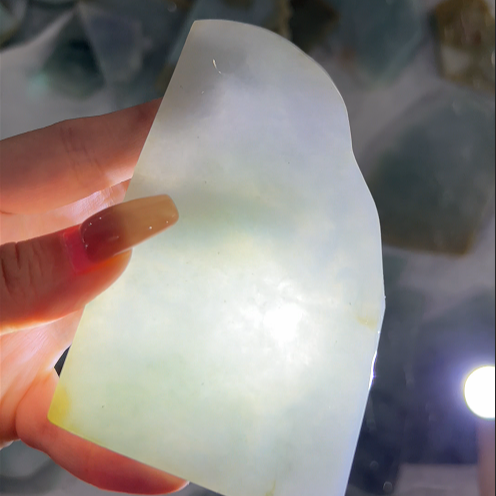 What Is Jadeite? A Mineralogical Introduction to the King of Green Gemstones