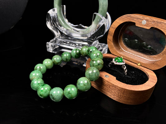 A opulent green tetrad jadeite.