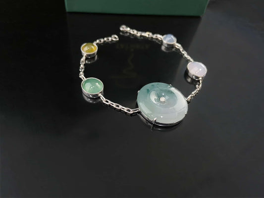 A dreamy peace garland jadeite bracelet.