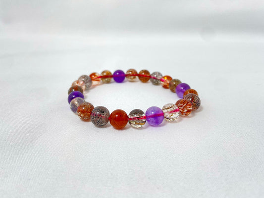 This bracelet features genuine super seven crystal beads