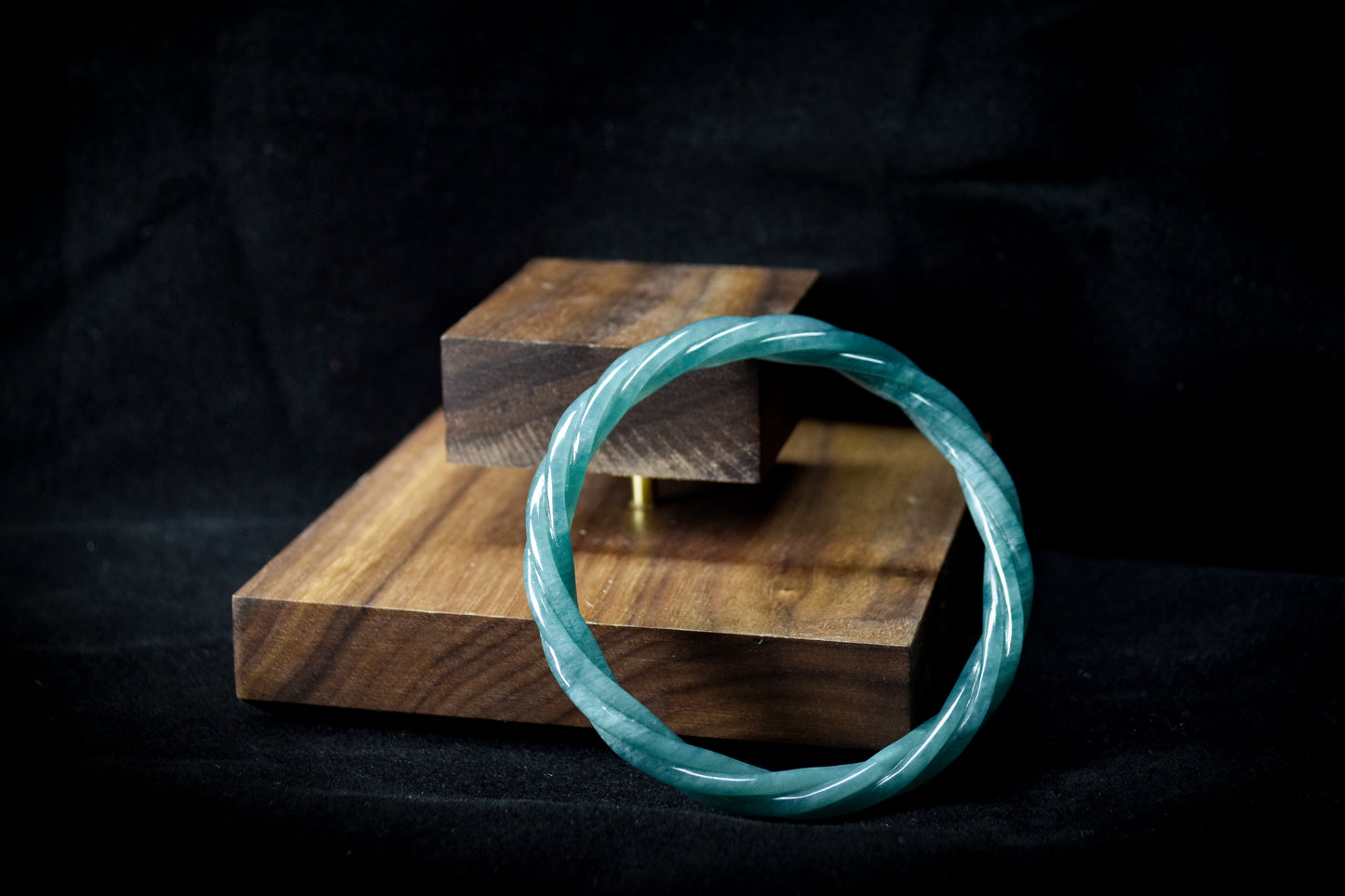 Deep Mystique Jadeite Twist Bangle