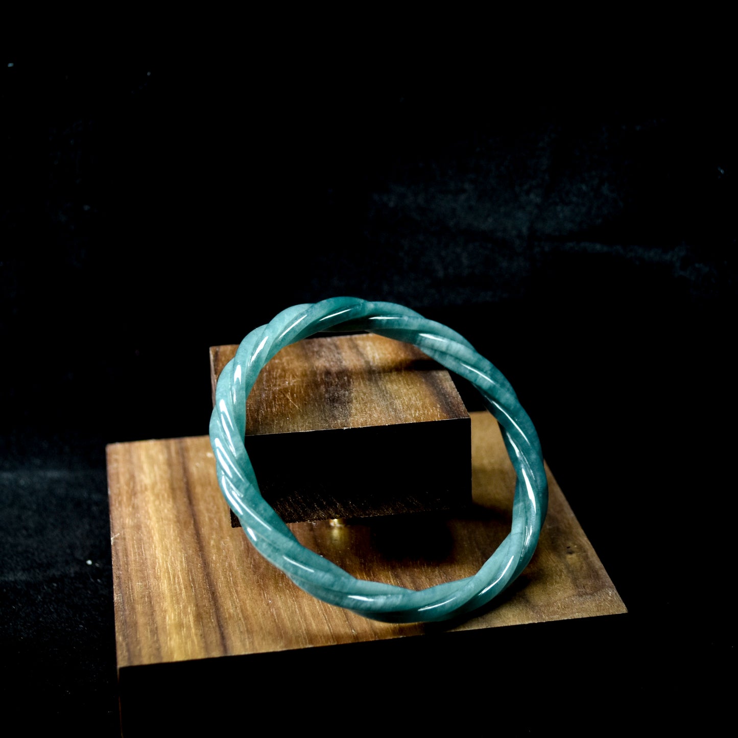 Deep Mystique Jadeite Twist Bangle