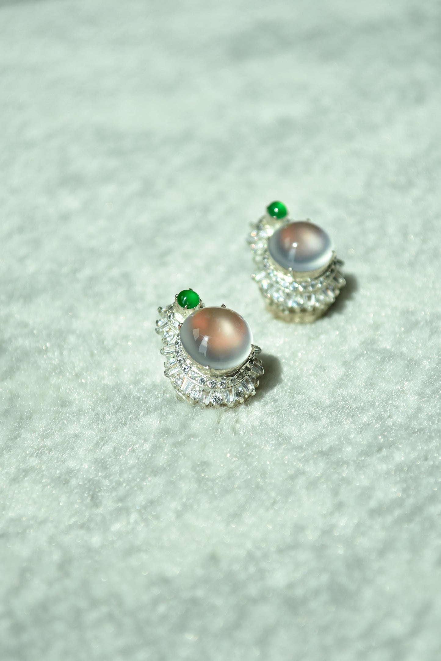 Moonlight in Silence | Moutai White Jadeite Glow Earrings