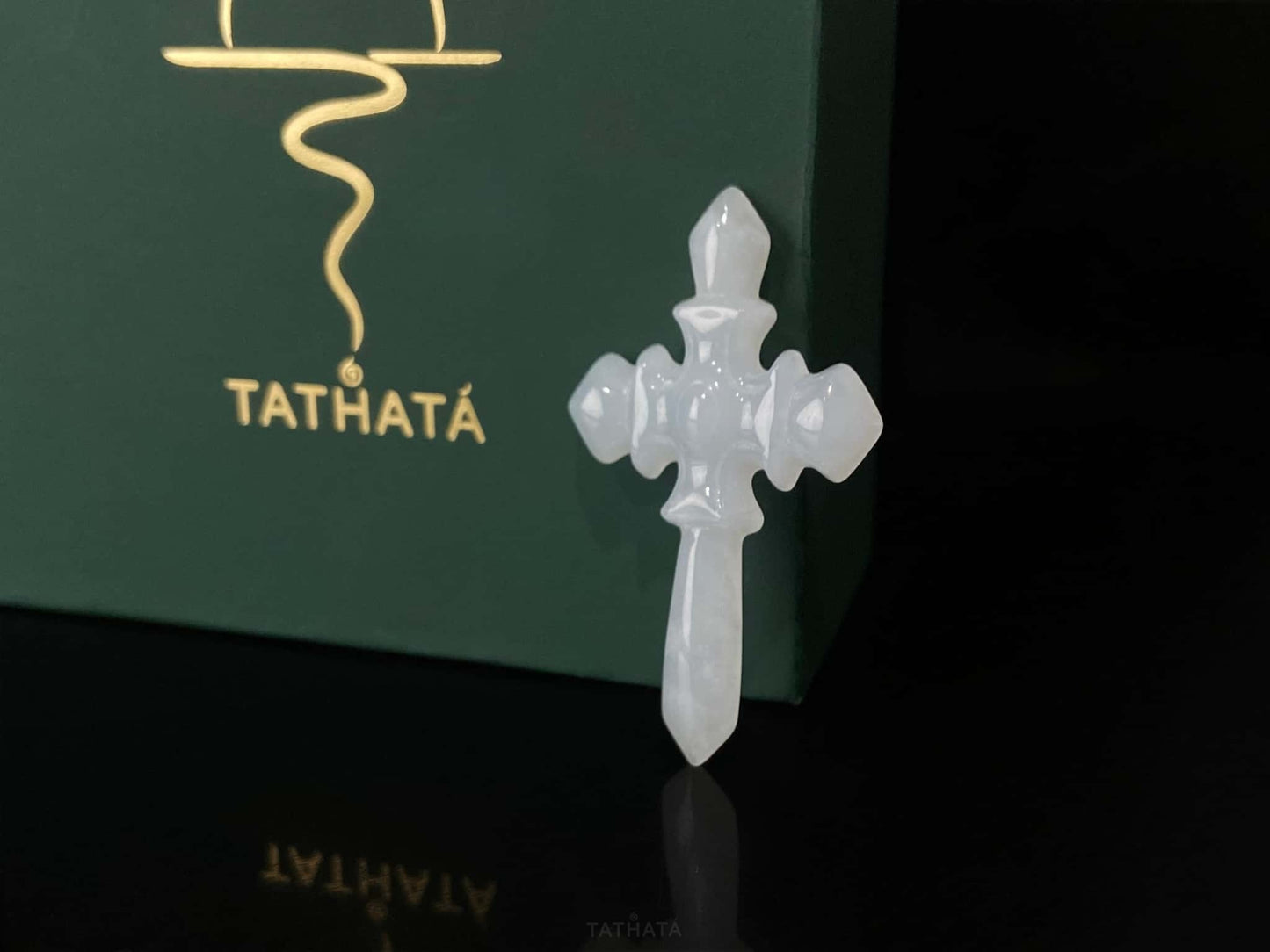 A milky frost cross loose jadeite.