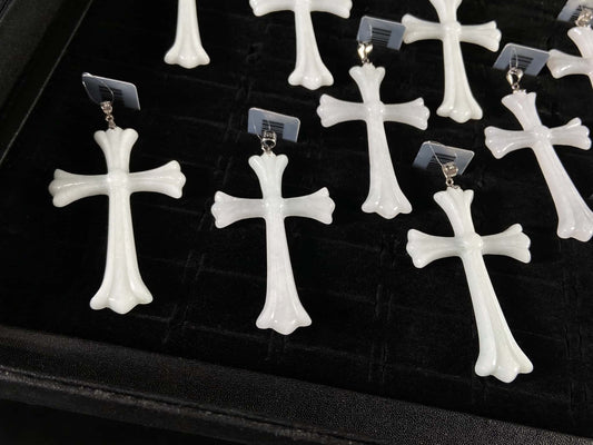 Mist Ivory Vintage Ornate Cross · Nature Guatemalan Jadeite Pendant