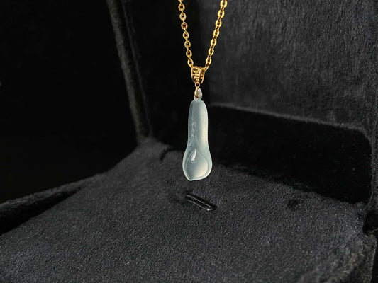 Icy Mist Clear Orchid · Nature Burmese Jadeite Pendant