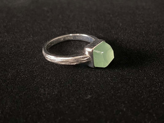 A mint sugar cube jadeite ring.