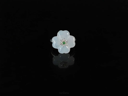 Frosty Clouds Flower With Green · Nature Burmese Jadeite Ring (17mm)