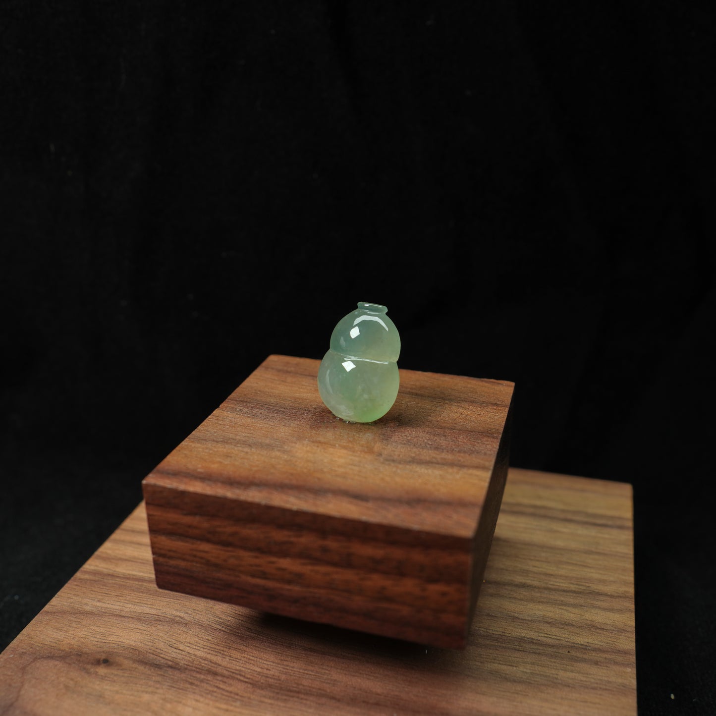 Tender Blessing · Green-Yellow Jadeite Gourd (Customizable Pendant)