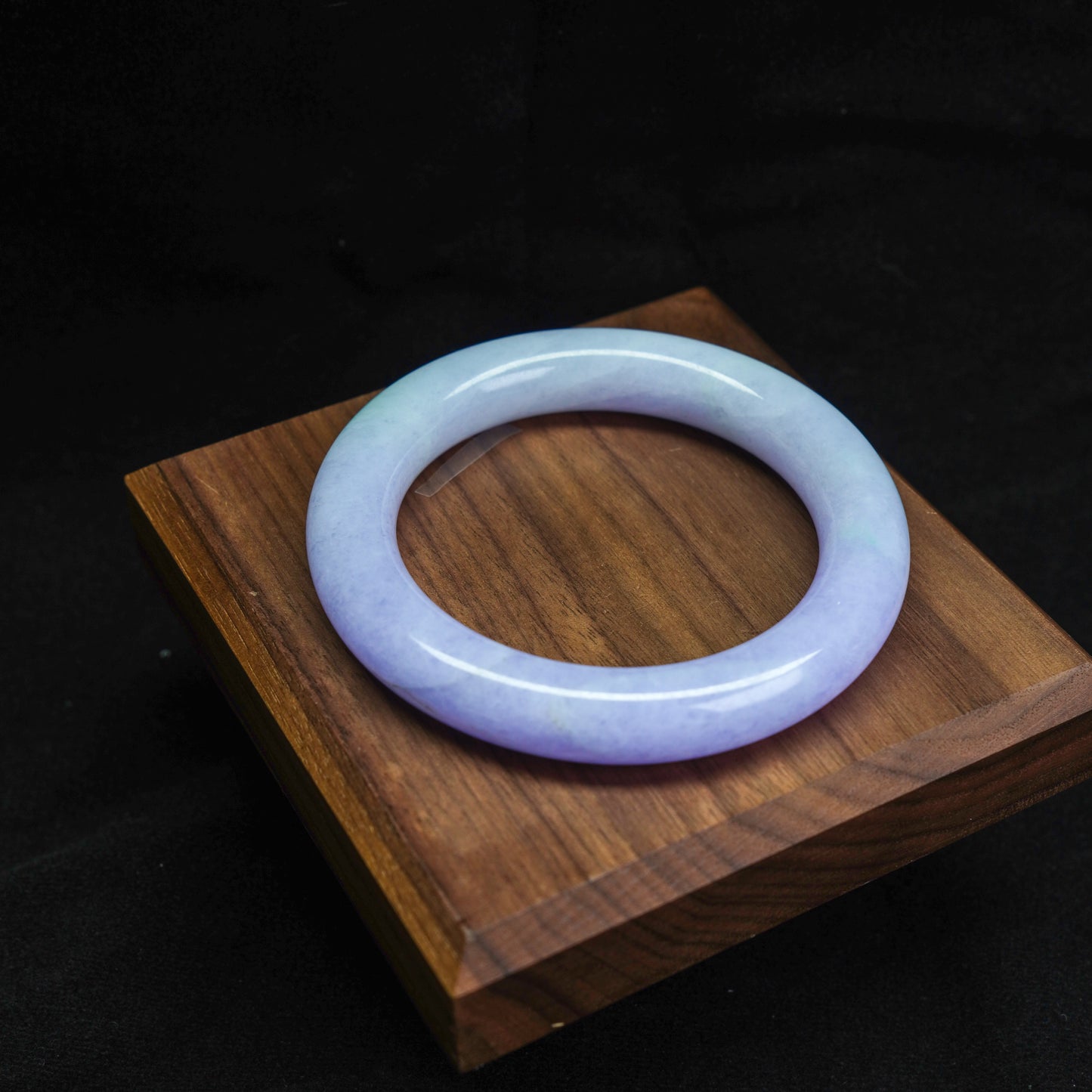 Lavender Jadeite Bangle
