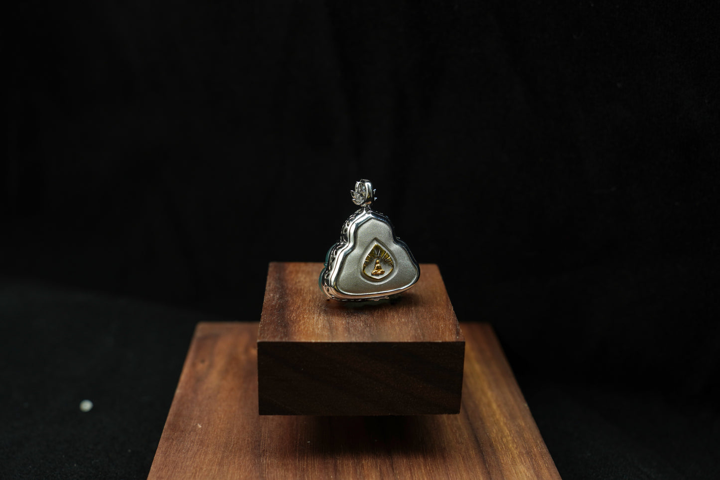 Mirror of the Sky · Ice Jadeite Buddha Pendant