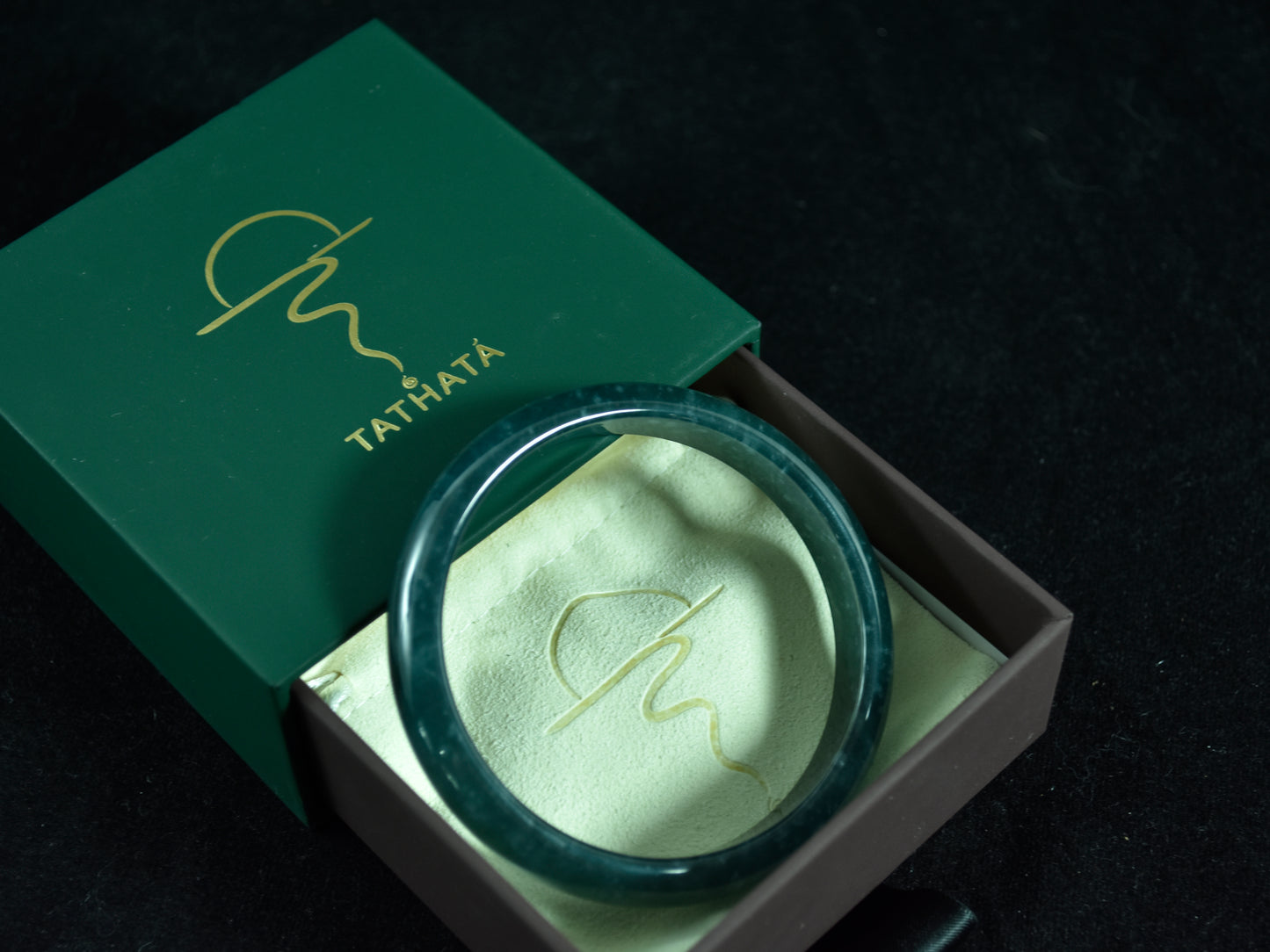 Midnight Depth · Guatemalan Blue Jadeite Bangle (60mm)