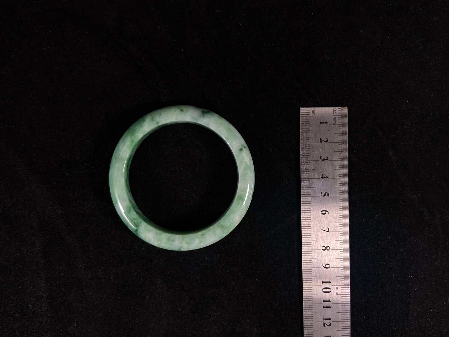 Apple green Natural Jadeite Bracelet with Floral Patterns, Peace and Smoothness