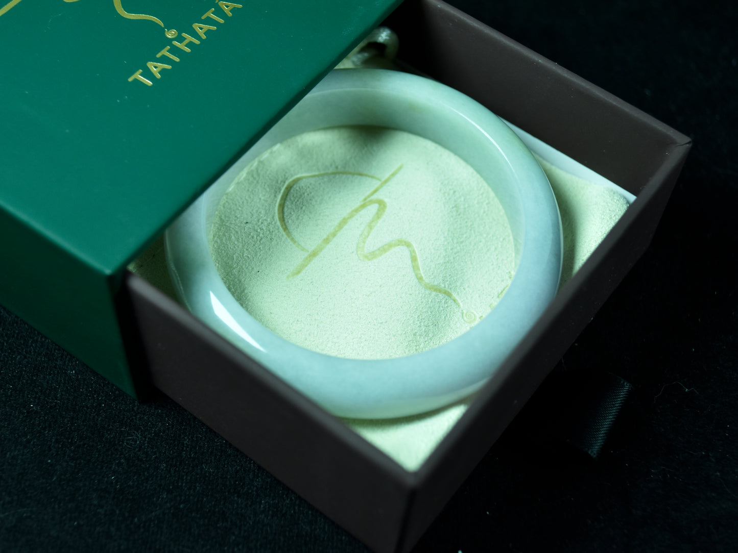 Dawnlight Harmony · Burmese Jadeite Bangle (56mm)