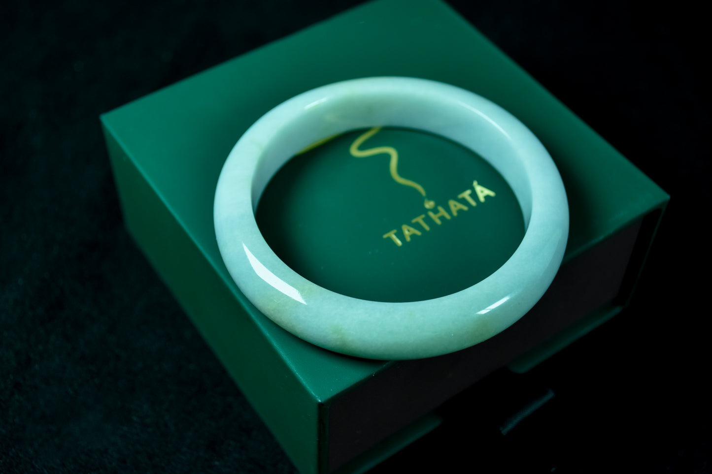 Dawnlight Harmony · Burmese Jadeite Bangle (56mm)