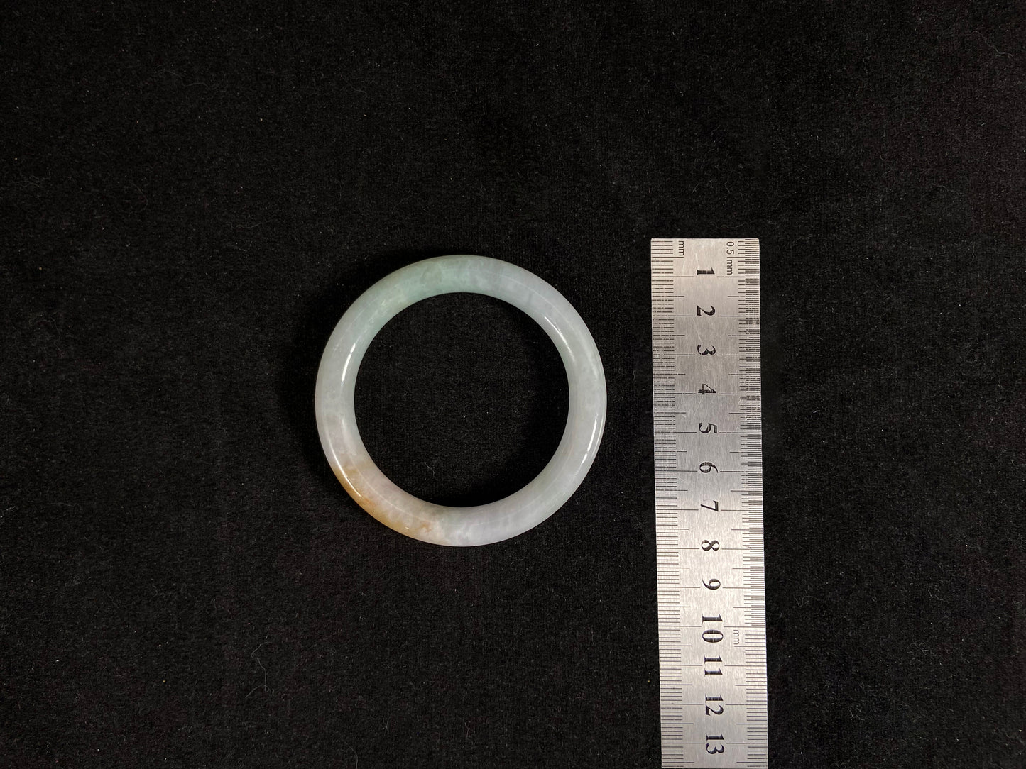 Golden Grace · Jadeite Peace Bangle (56mm)