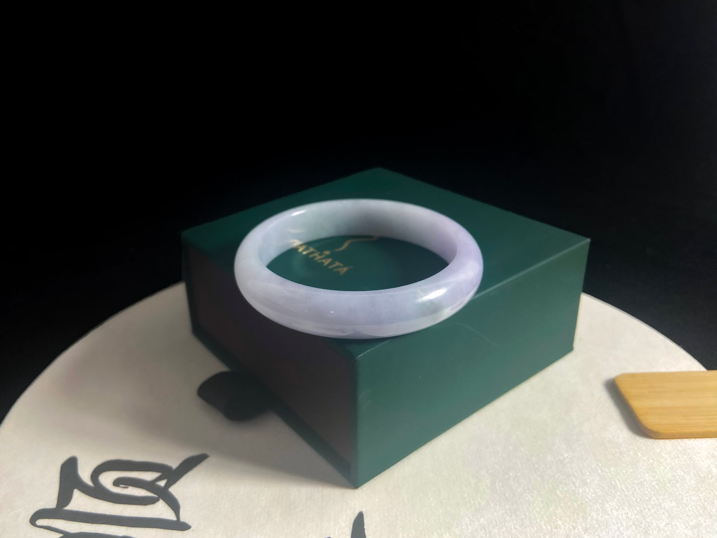 Spring Aura · Lavender-Green Jadeite Peace Bangle (53mm)