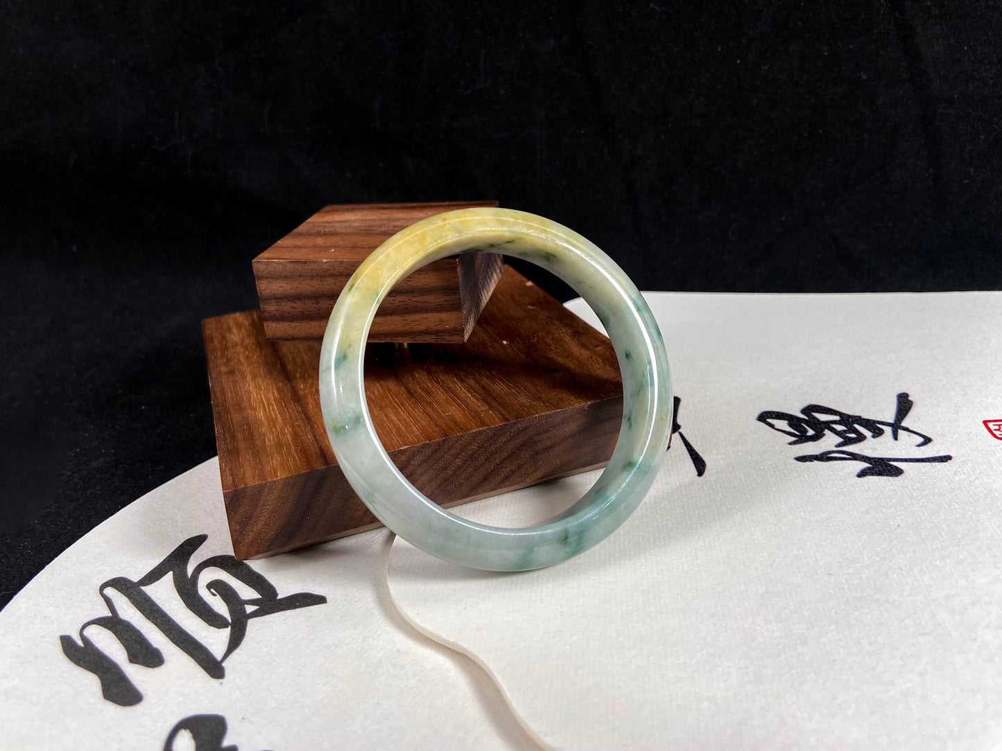 Golden Horizon · Jadeite Peace Bangle with Green Accents (59mm)