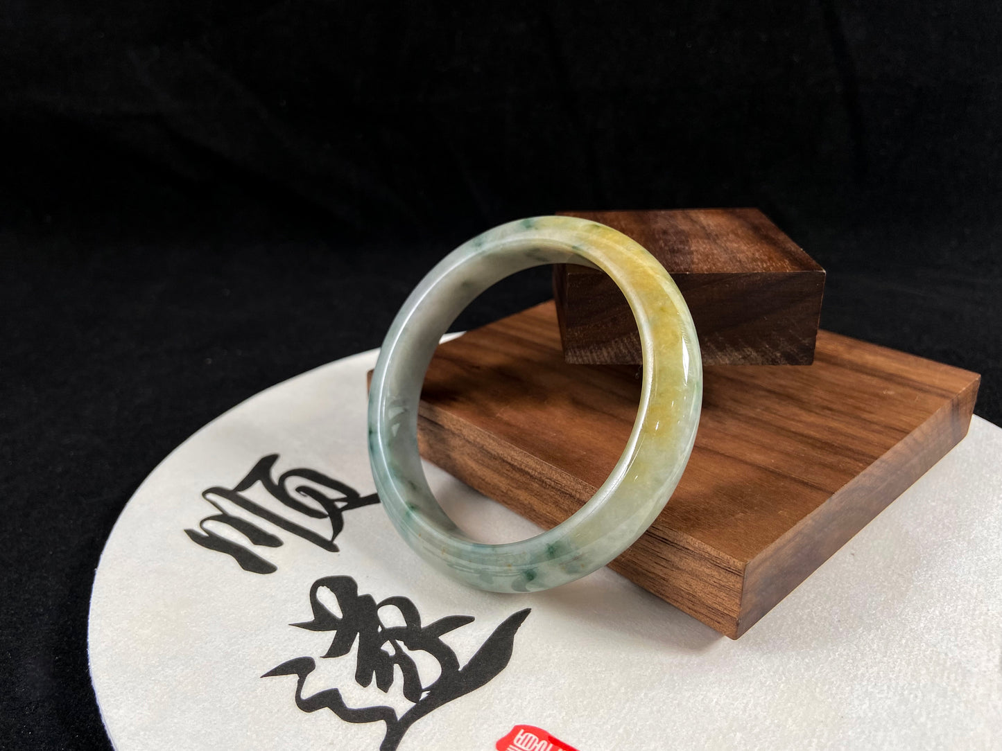 Golden Horizon · Jadeite Peace Bangle with Green Accents (59mm)
