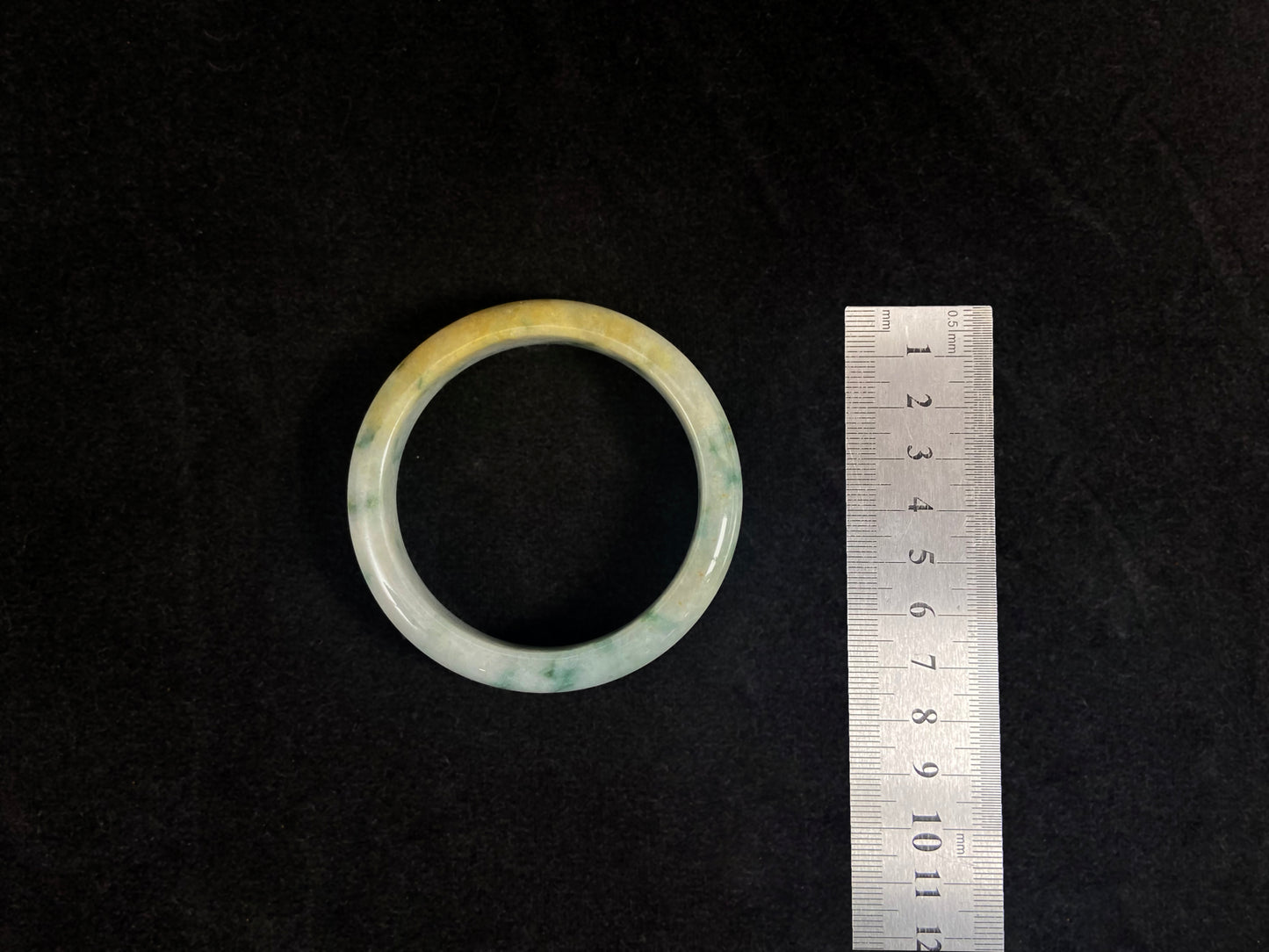 Golden Horizon · Jadeite Peace Bangle with Green Accents (59mm)