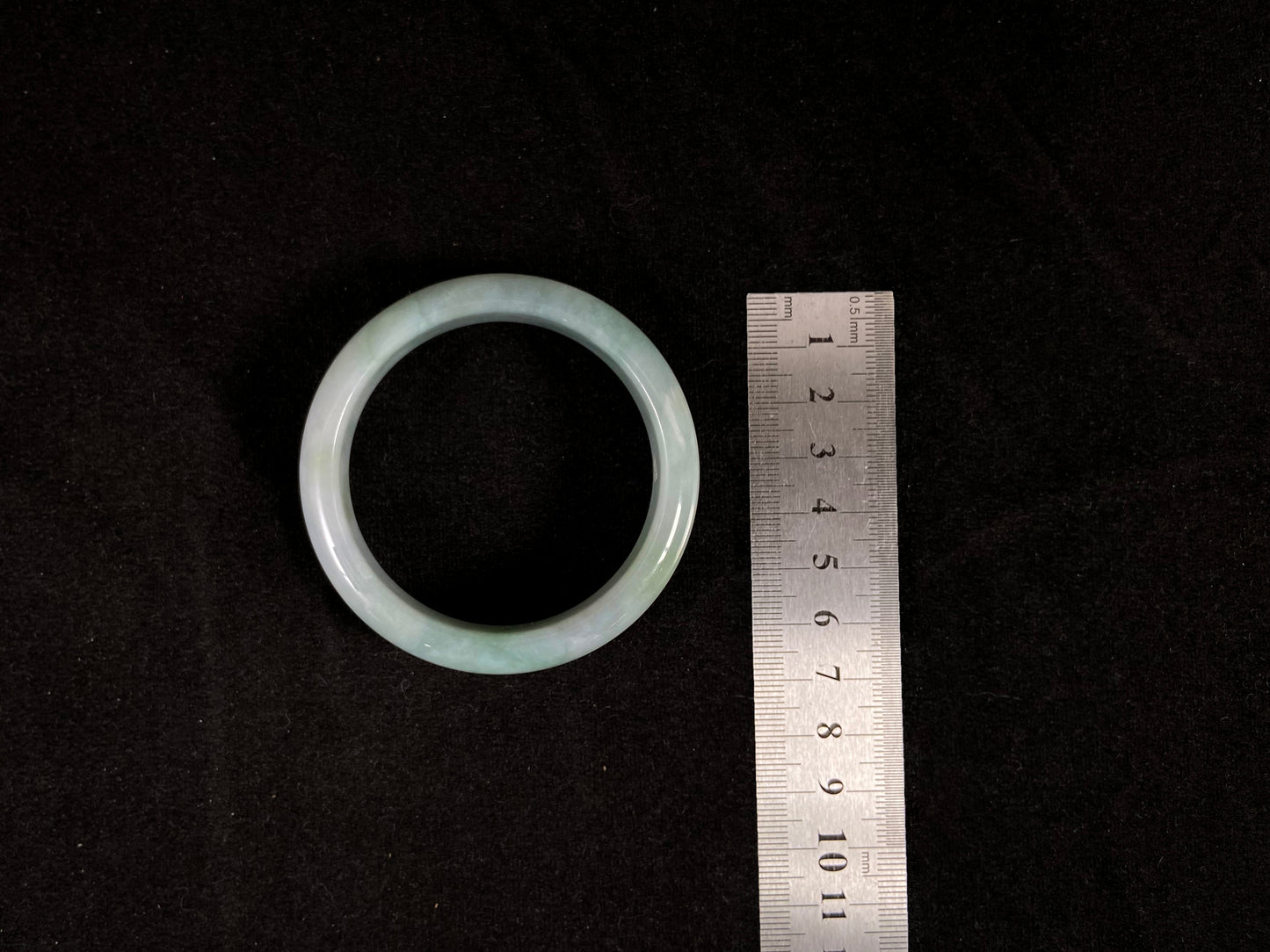 Apple Green Mist · Peace Jadeite Bangle (55mm)