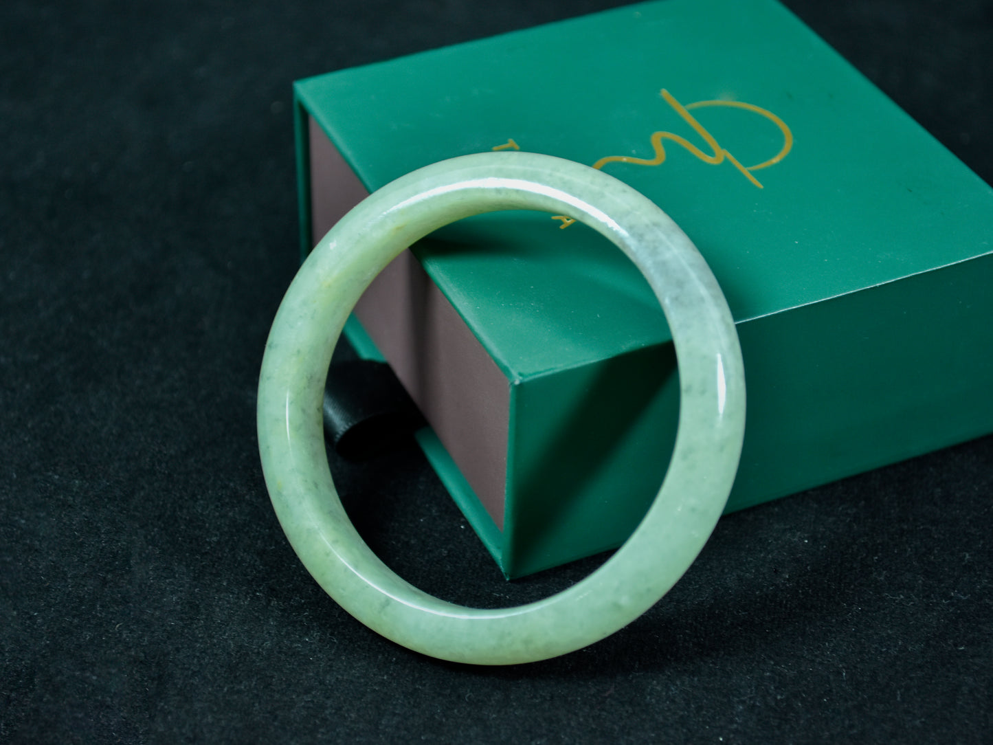 Spring Dew · Apple Green Jadeite Bangle