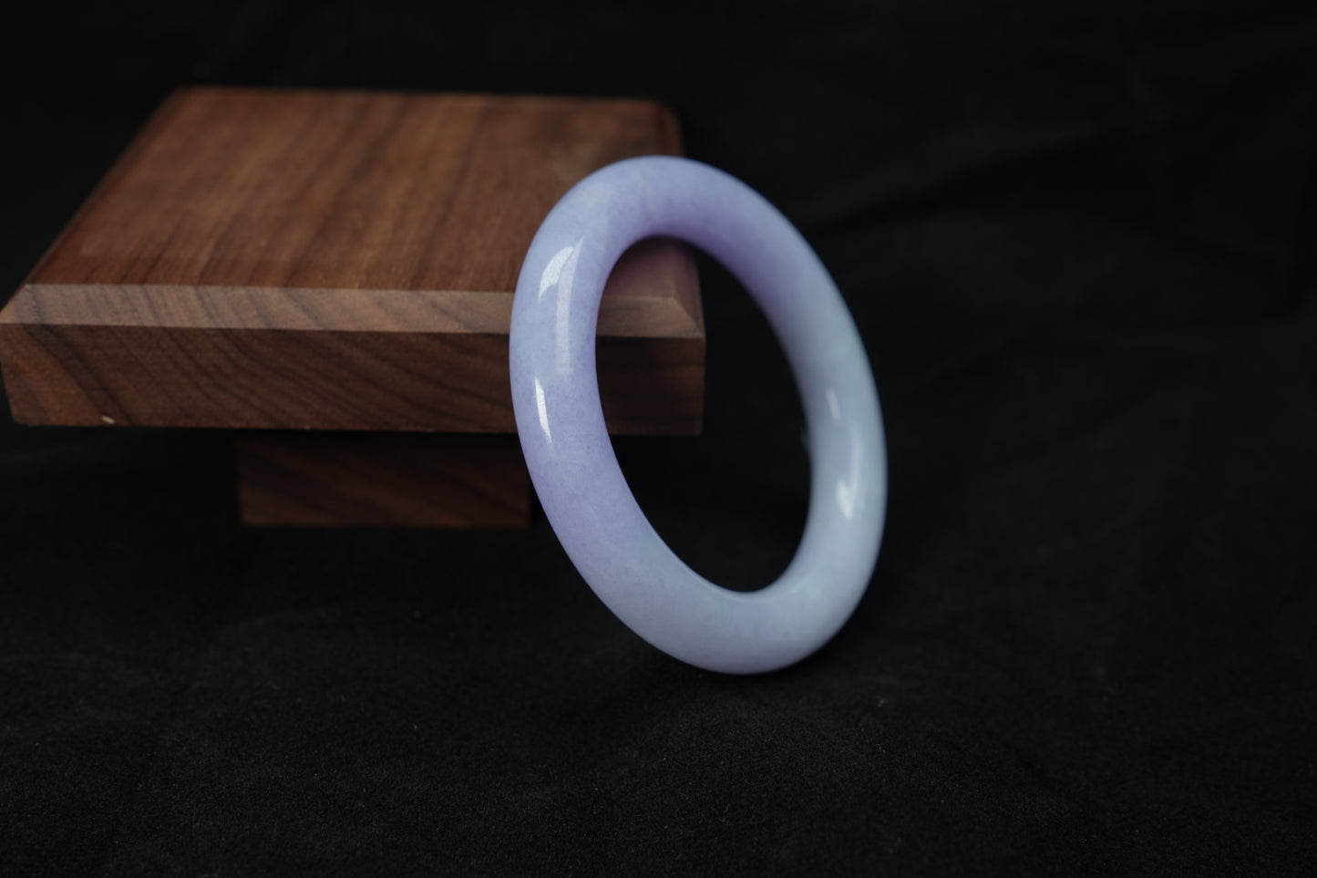 lavender purple jadeite bangle with different size at TATHATA jadeite brand