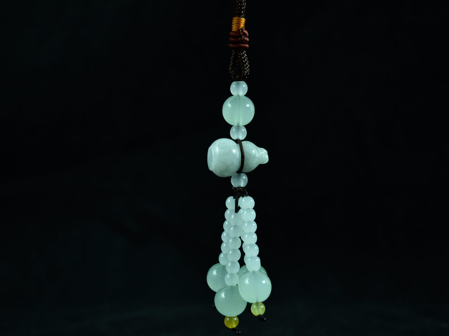 Jade Gourd Blessing Charm · Phone Strap or Car Pendant (78mm)