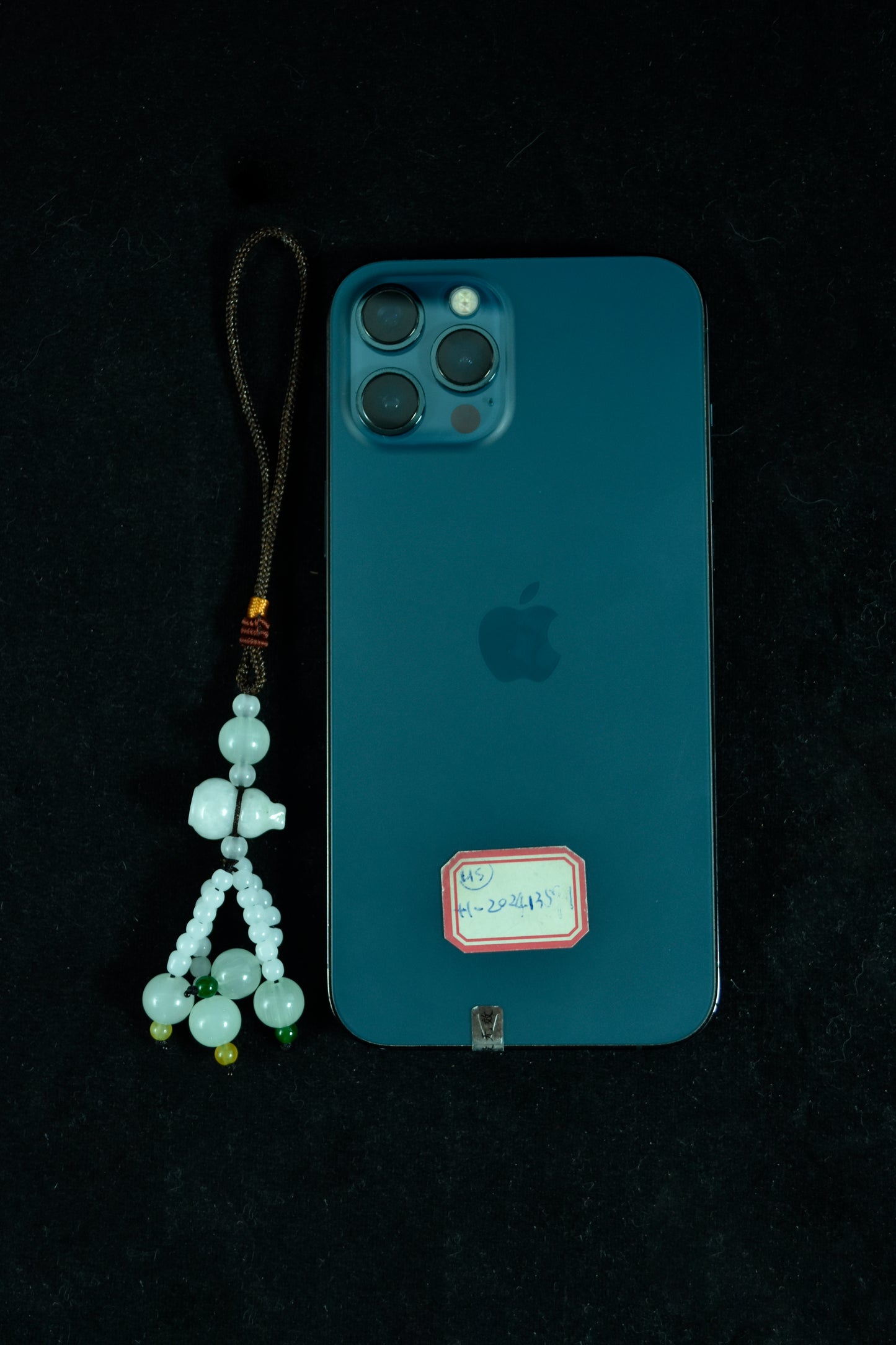 Jade Gourd Blessing Charm · Phone Strap or Car Pendant (78mm)