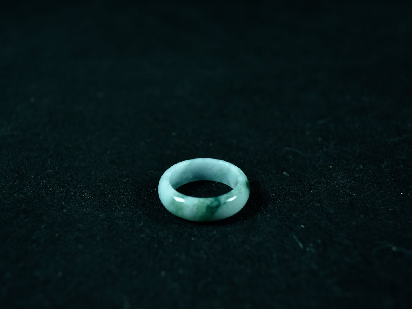 Forest Veil · Jadeite Ring Band (17mm)