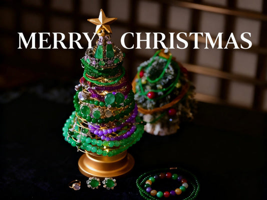 The Timeless Christmas Gift: Why Jadeite is the Perfect Holiday Treasure