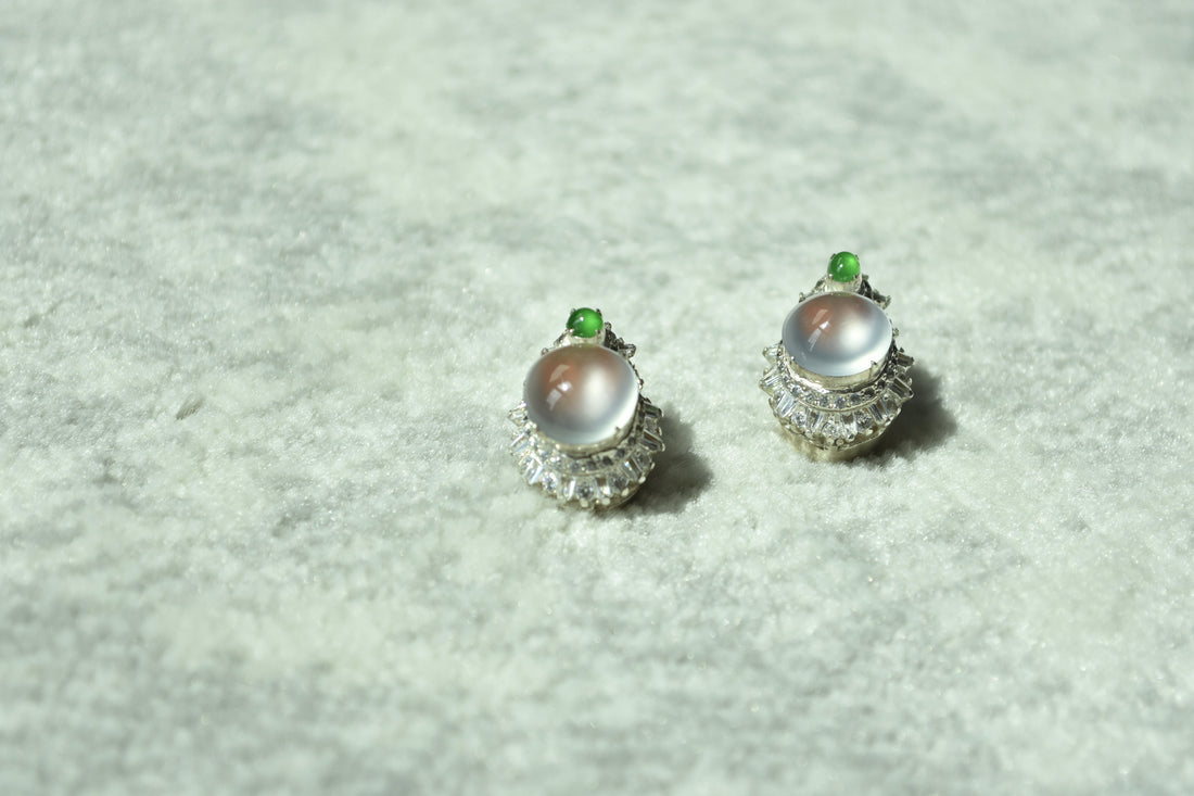 The Crown Chakra & White Jadeite: Connecting to Divine Consciousness and Universal Wisdom