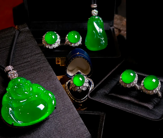 Why can the price of jadeite, even when it is the same green color, differ by as much as 100 times?