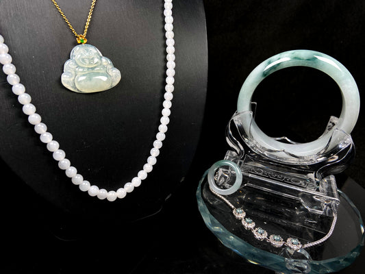 Icy White Blue-Green Streaks · Natural Burmese Jadeite