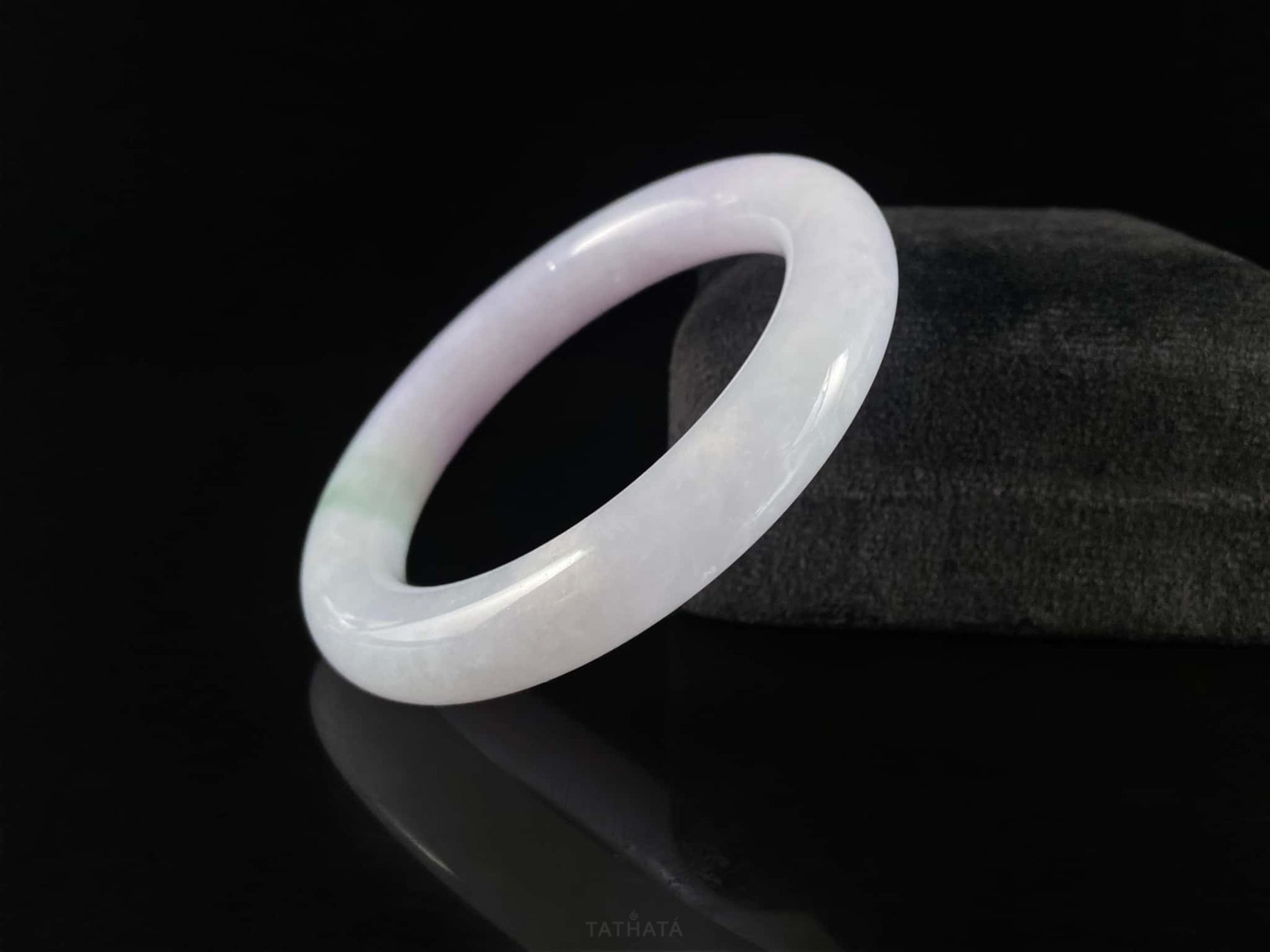 Misty Lavender Glow · Nature Burmese Jadeite Round Bangle (56mm)