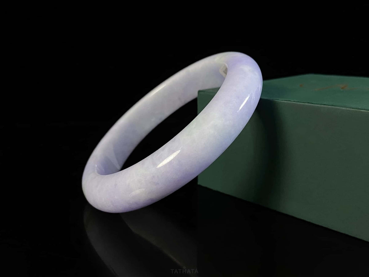 Best Seller 🟣 Soft Lavender Veil · Nature Burmese Jadeite Peace Bangle（62mm)