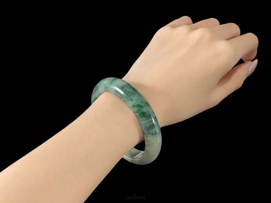 Handpicked 🌟 Ink-Wash Hues of Mist · Nature Burmese Jadeite Peace Bangle