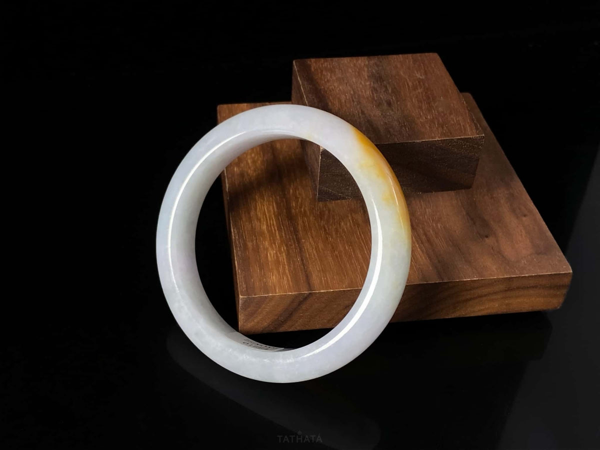 Dunhuang | Aurora Pale Gold · Nature Burmese Jadeite Peace Bangle (59mm)