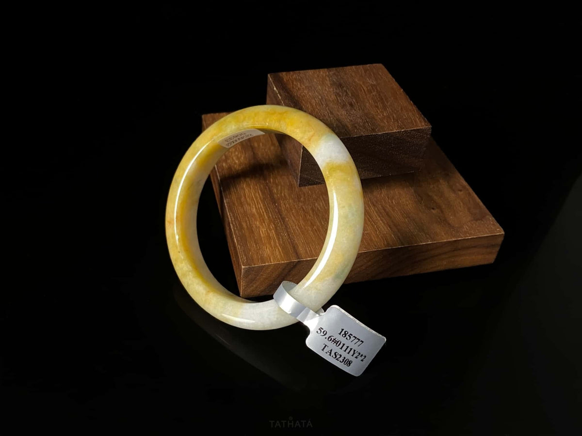 Dunhuang | Golden Hush Cream · Nature Burmese Jadeite Peace Bangle (59mm)