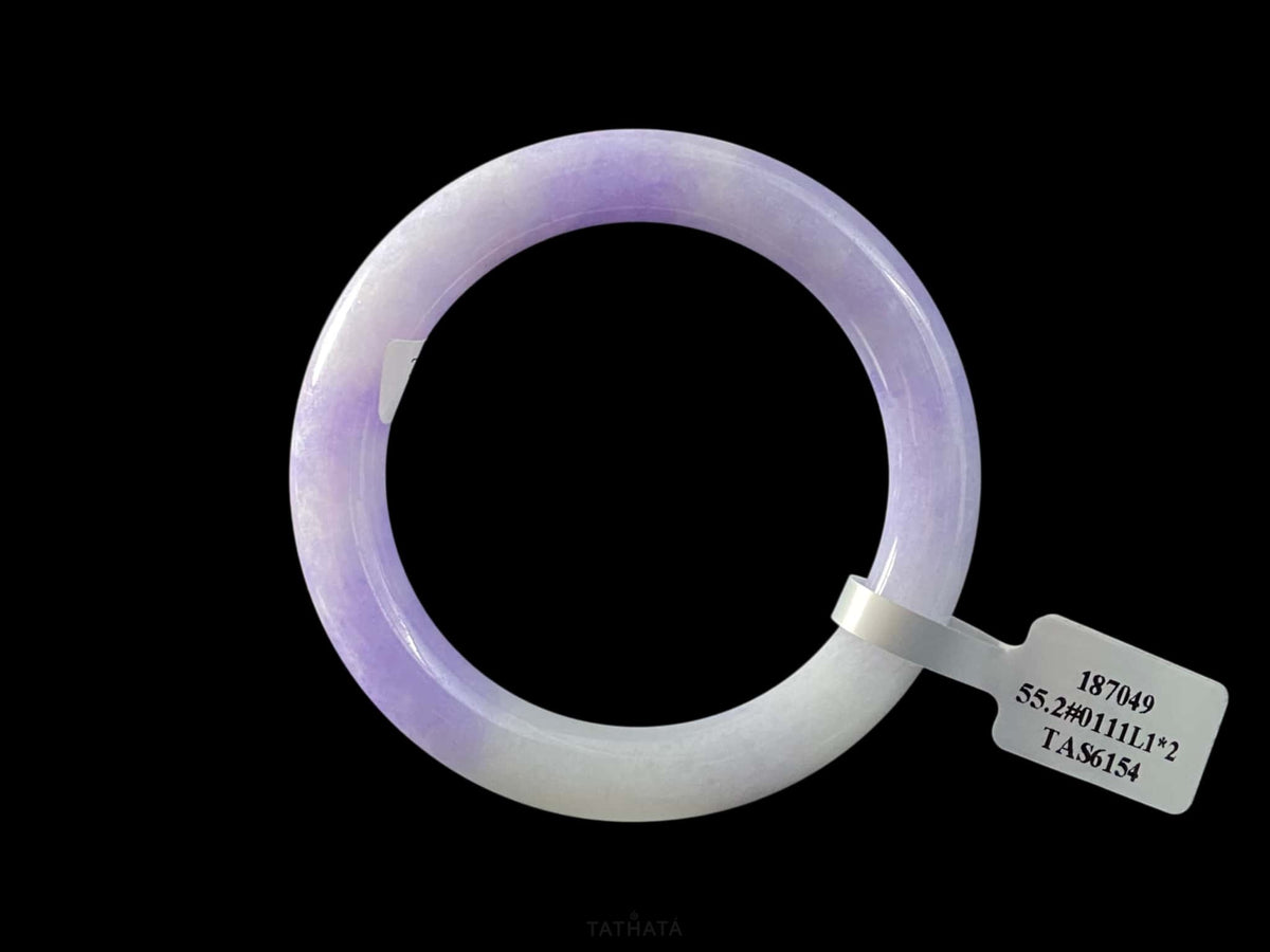 Violet Wing | Pale Wisteria Frost · Nature Burmese Jadeite Round Bangle