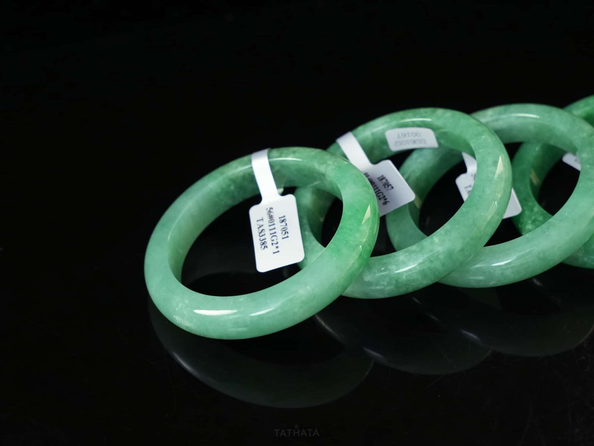 Premium 🌳 Verdant Bloom Green Mist · Nature Burmese Jadeite Peace Bangle