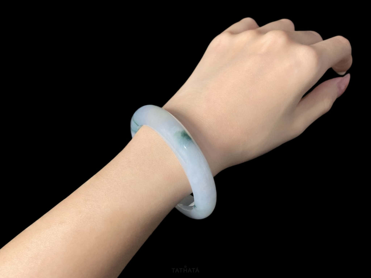 Cloud Brook · Nature Burmese Jadeite Peace Bangle