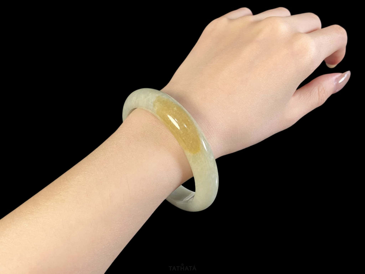 Gilded Blush Cream · Nature Burmese Jadeite Peace Bangle 