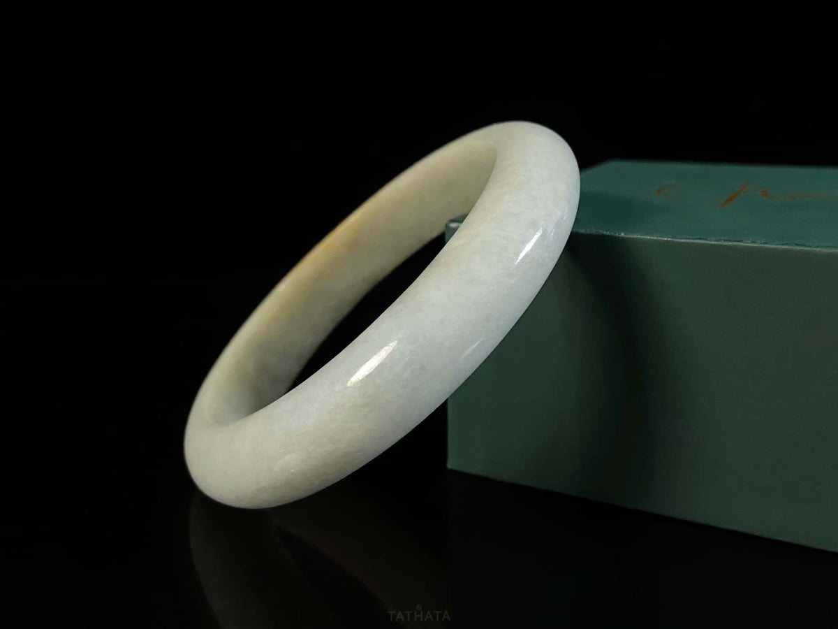 Gilded Blush Cream · Nature Burmese Jadeite Peace Bangle 