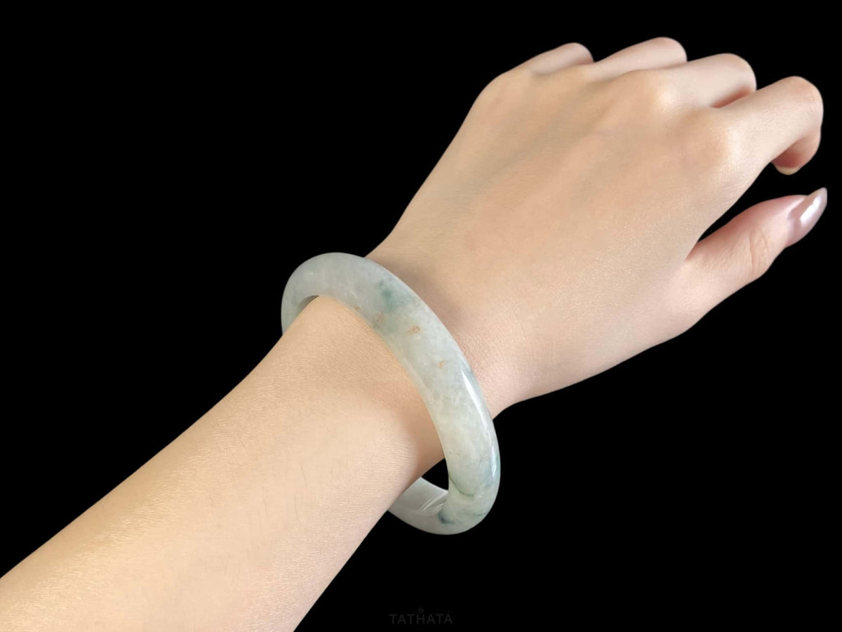 Misty Milky Multi‑Fleck · Nature Burmese Jadeite Peace Bangle