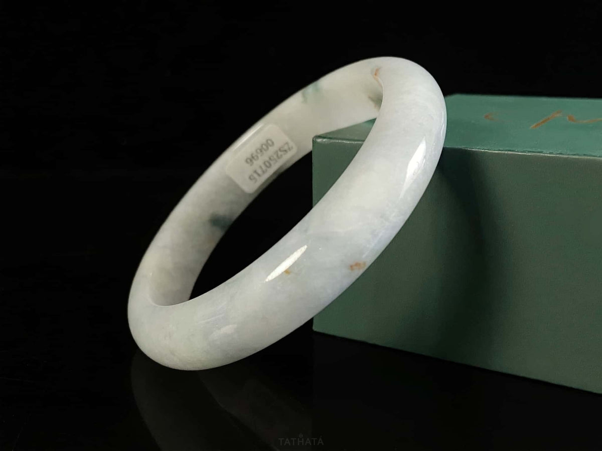 Misty Milky Multi‑Fleck · Nature Burmese Jadeite Peace Bangle
