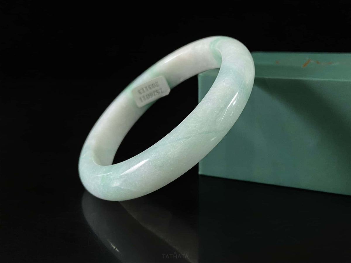 Misty White Green Wisp · Nature Burmese Jadeite Peace Bangle