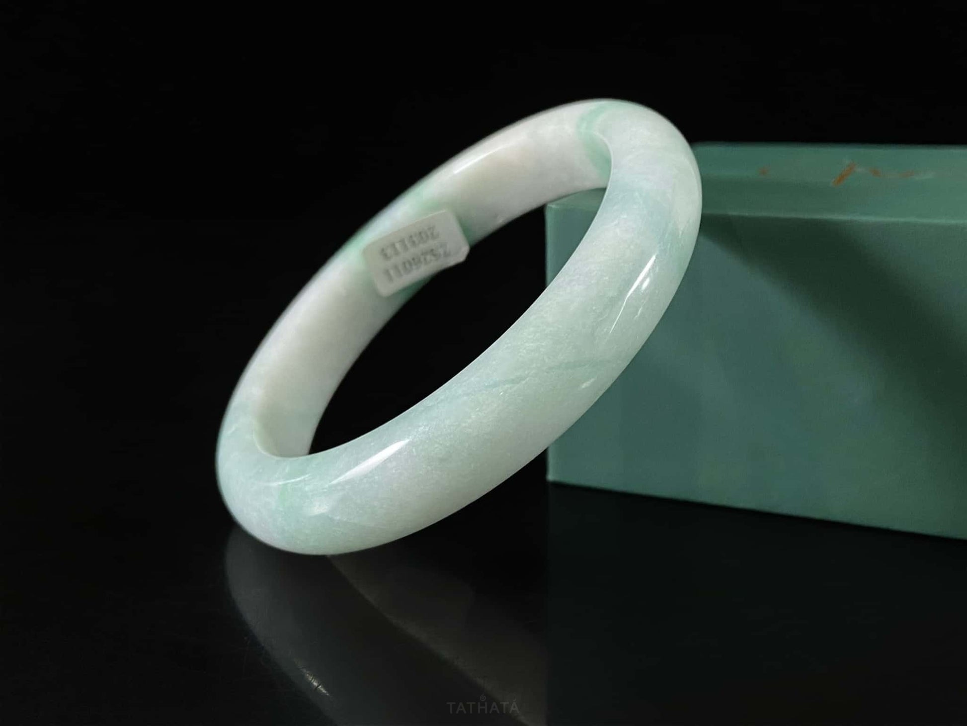 Misty White Green Wisp · Nature Burmese Jadeite Peace Bangle