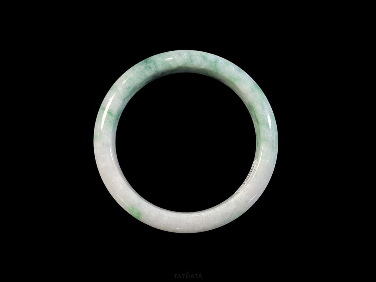 Breeze‑Kissed Emerald Streak · Nature Burmese Jadeite Peace Bangle