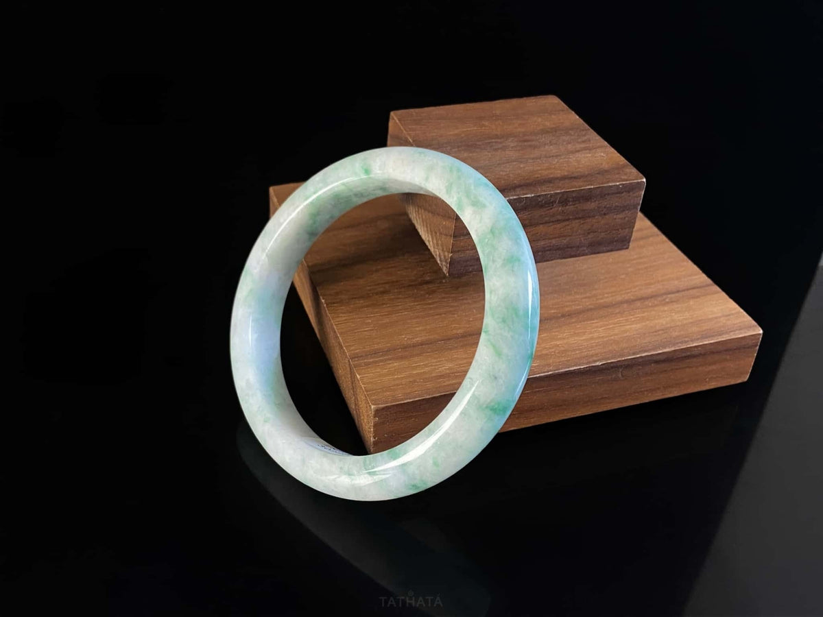 Breeze Wisp Green · Nature Burmese Jadeite Peace Bangle